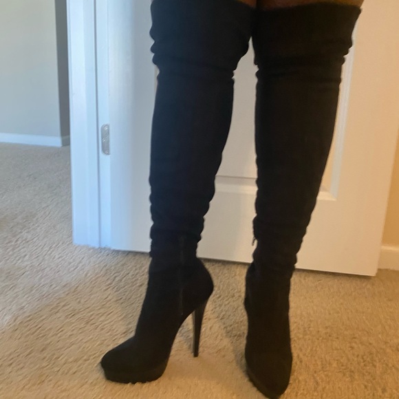 Steve Madden black suede over the knee boots - Picture 4 of 4
